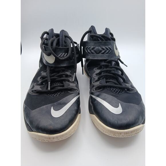 Mens Nie LeBron Zoom Soilder 8 TN. Size 14.